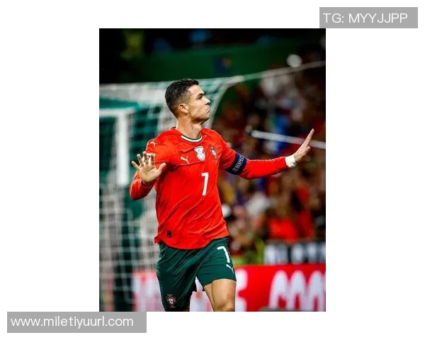 C罗分享葡萄牙队训练瞬间全力备战世预赛坚定信念不负使命